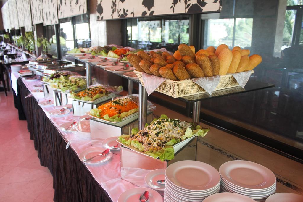 Zaki Hotel مكناز المظهر الخارجي الصورة